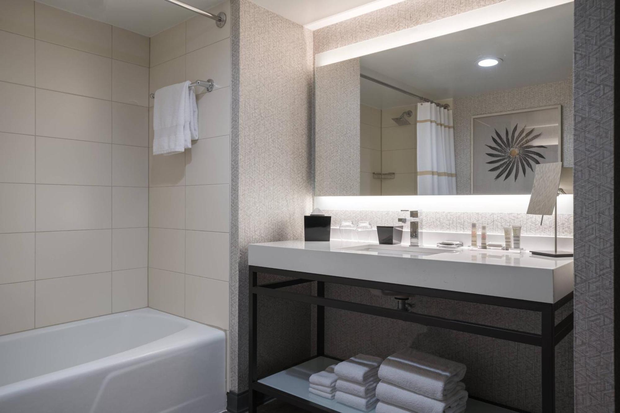 Chicago Marriott Hotel 4*